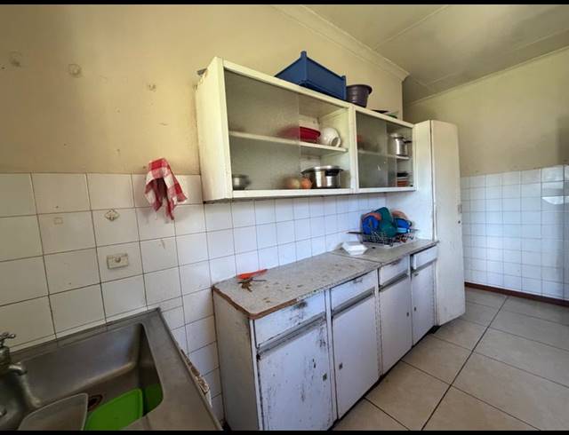 8 BEDROOM HOUSE FOR SALE IN VANDERBIJLPARK CE 2